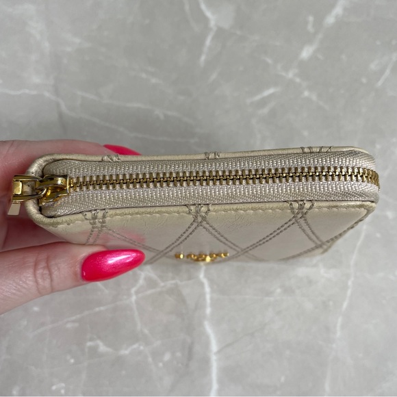 Bally Cassy Cecyle Lock Quilted Leather Zippy Compact Wallet - Picture 5 of 17